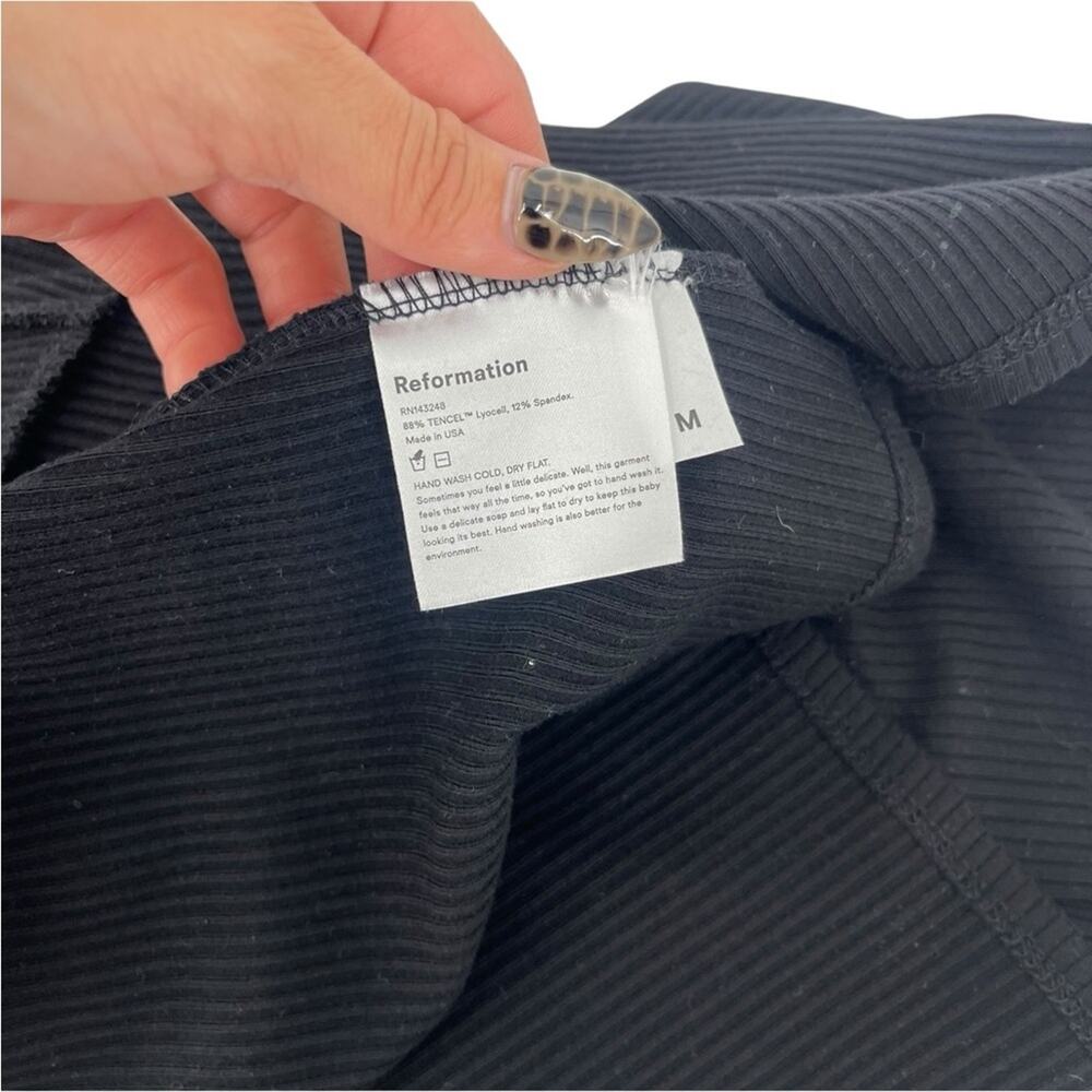 Reformation Black Ribbed Button Front Long Sleeve Top Women’s Medium Perfect - Picture 6 of 7
